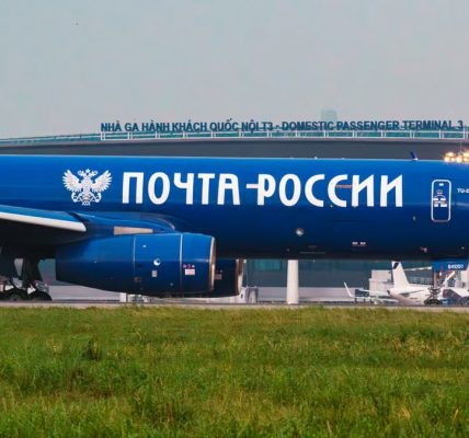 Russian cargo airplane at Tan Son Nhat International Airport, Ho Chi Minh City, Vietnam.
